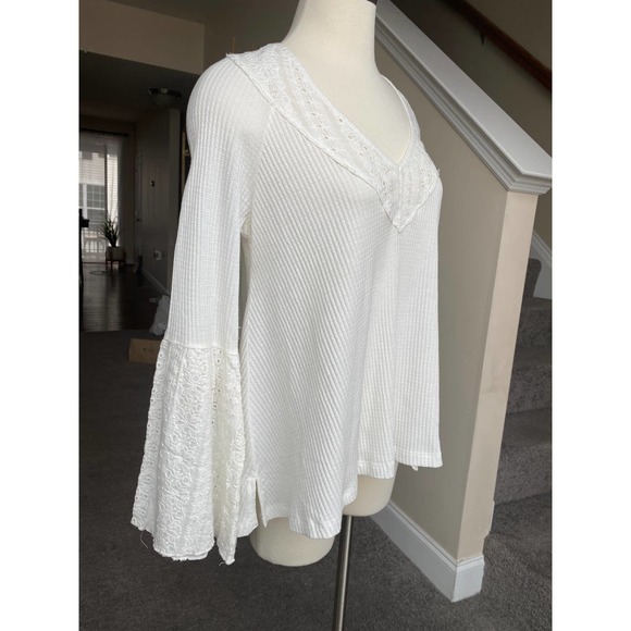 Free people cream tunic thermal top w/ eyelet neckline, bell sleeves, Small, NWT - Picture 7 of 11